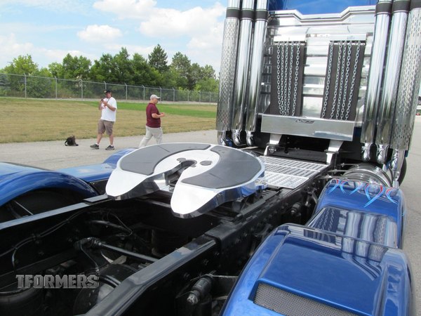 Transformers The Last Knight   TFormers Vists The Set And Gets Up Close With The Movie Vehicles 10 (10 of 69)